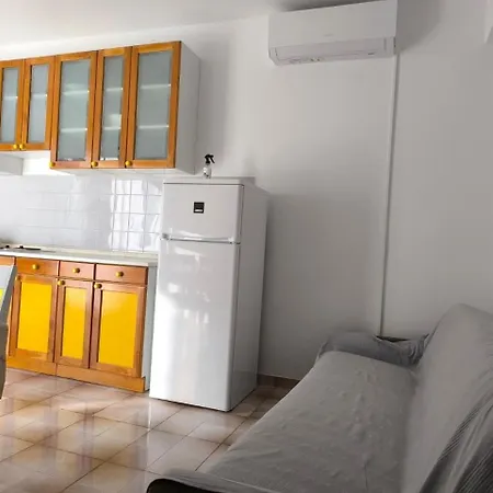 With Parking Space Primosten Burnji, Primosten - 27862 Appartement *